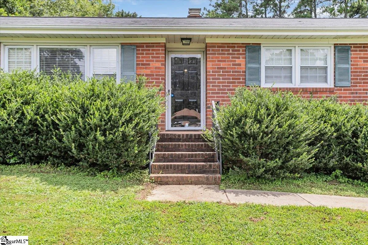 Property image 2 at 314 Mimosa Drive, Mauldin, SC 29662
