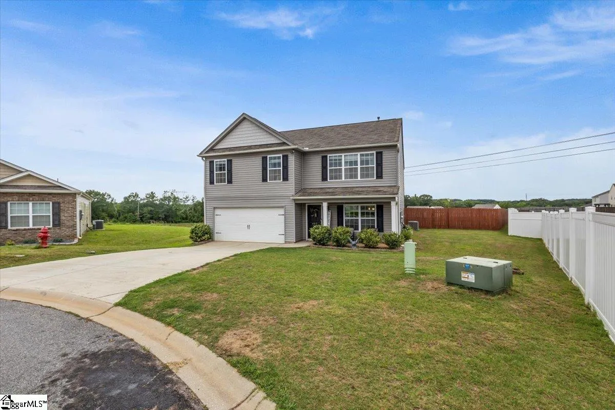 Property image 3 at 402 Broadview Lane, Pelzer, SC 29669