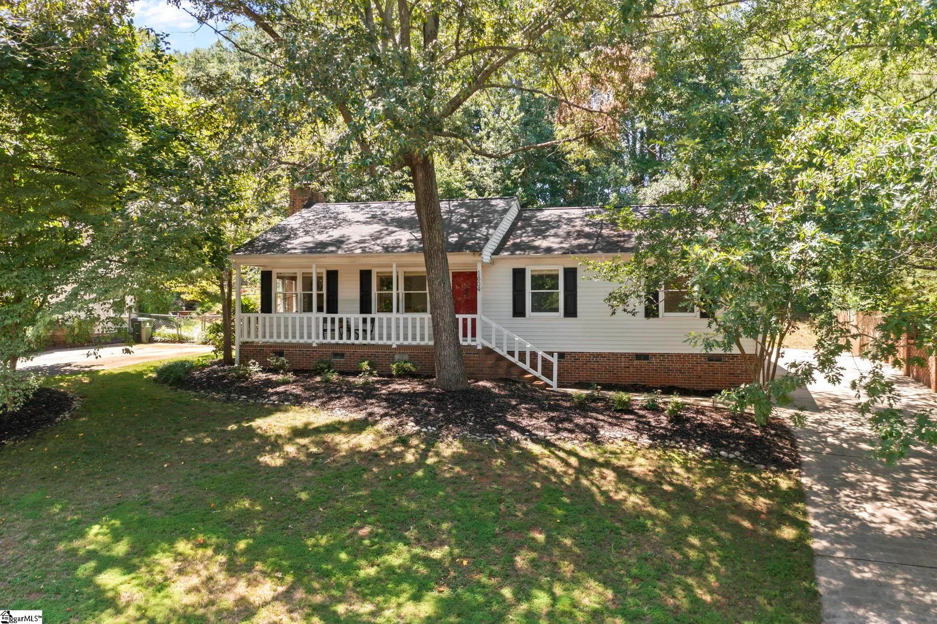 1604 WINDING Way