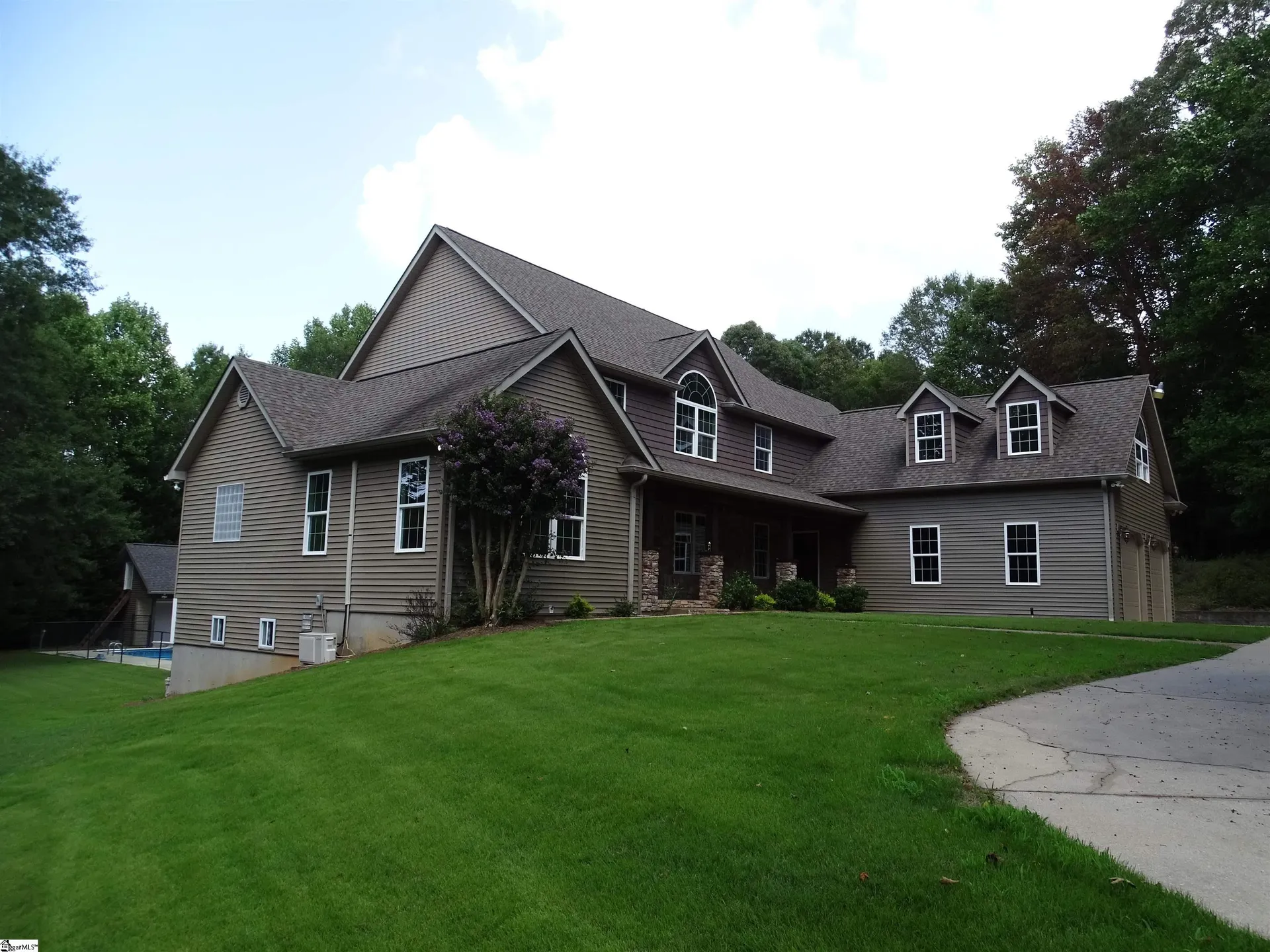 245 Langley Place