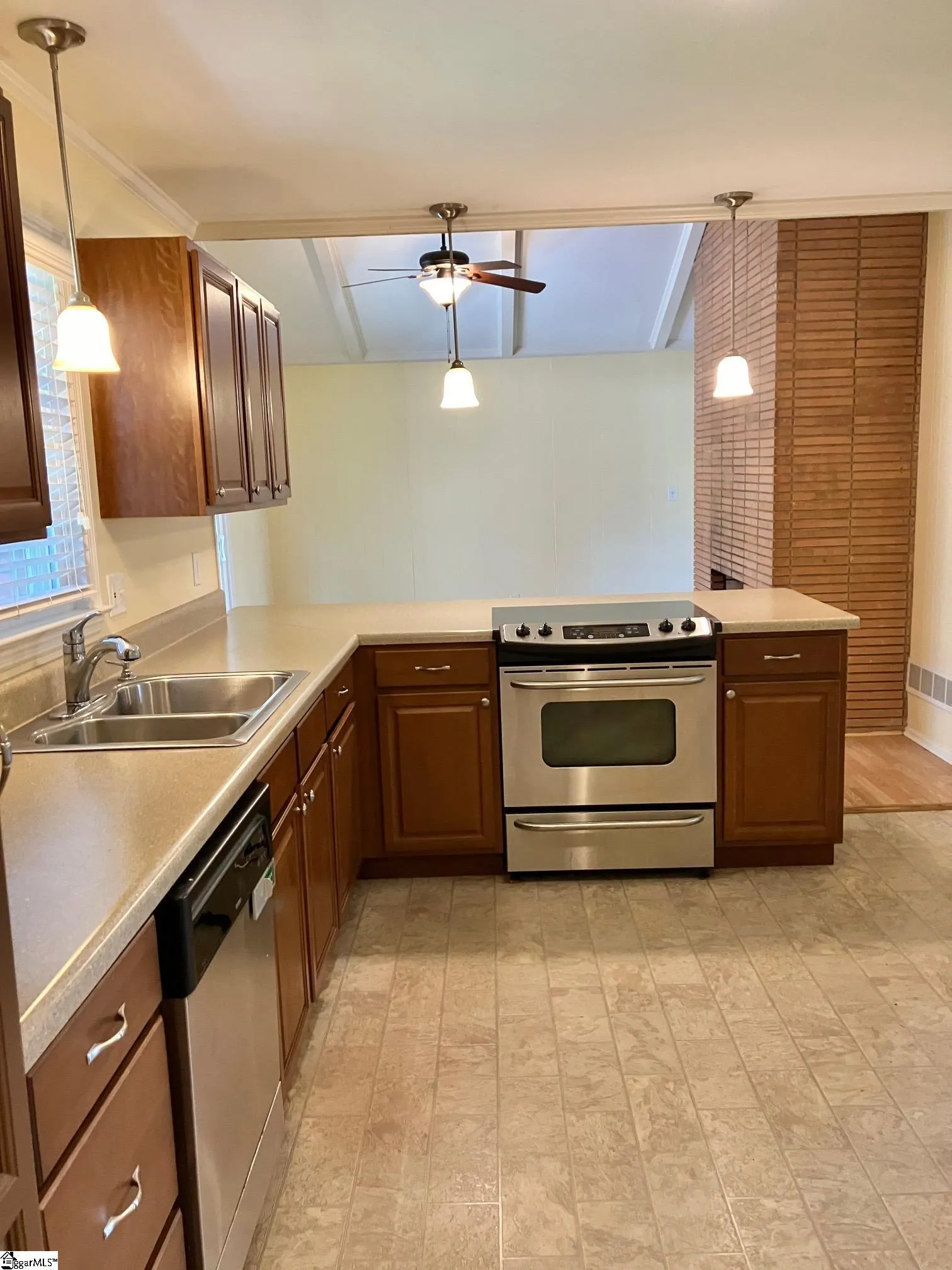 Property image 3 at 105 Havenhurst Drive, Taylors, SC 29687