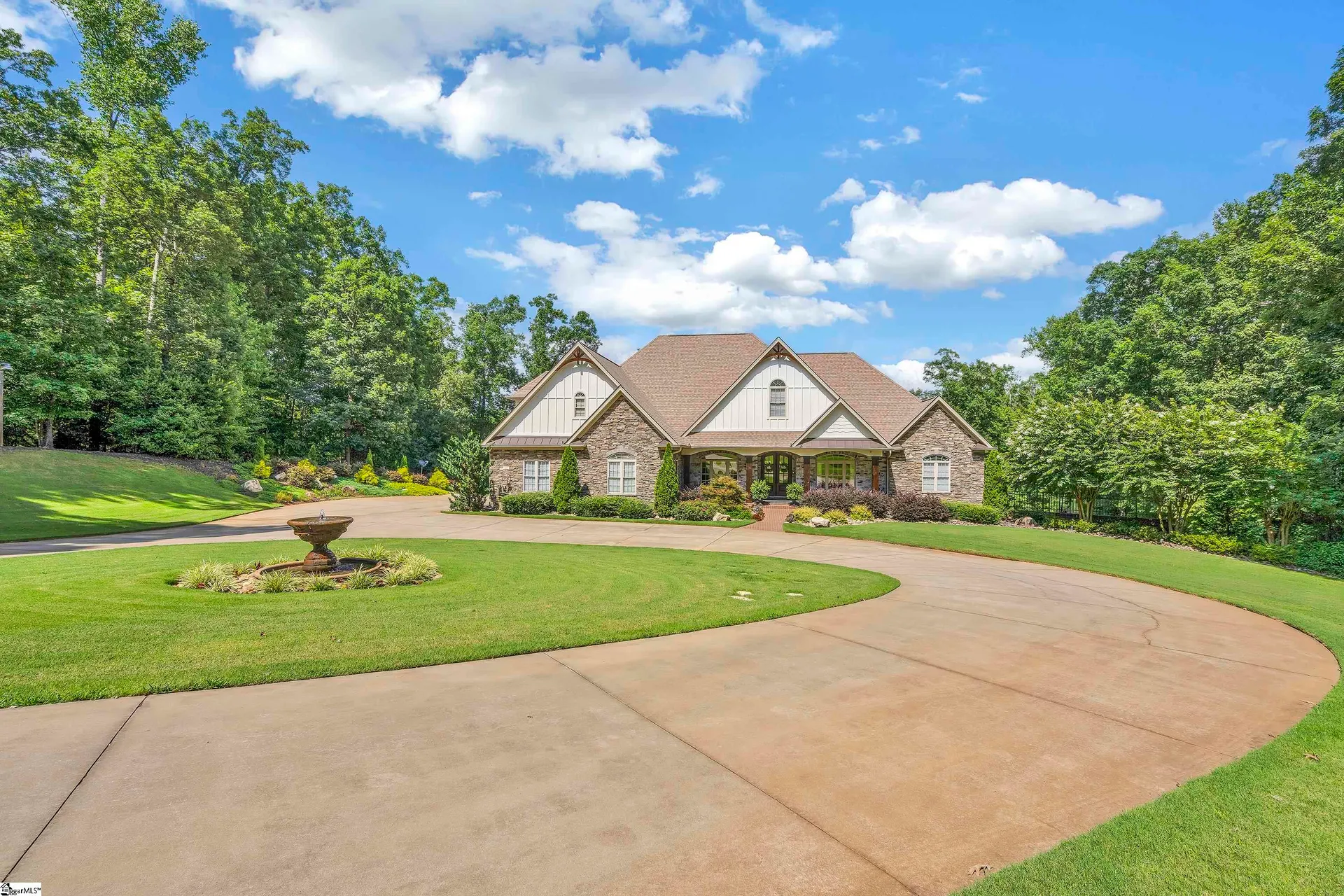 460 Whispering Ridge Trail