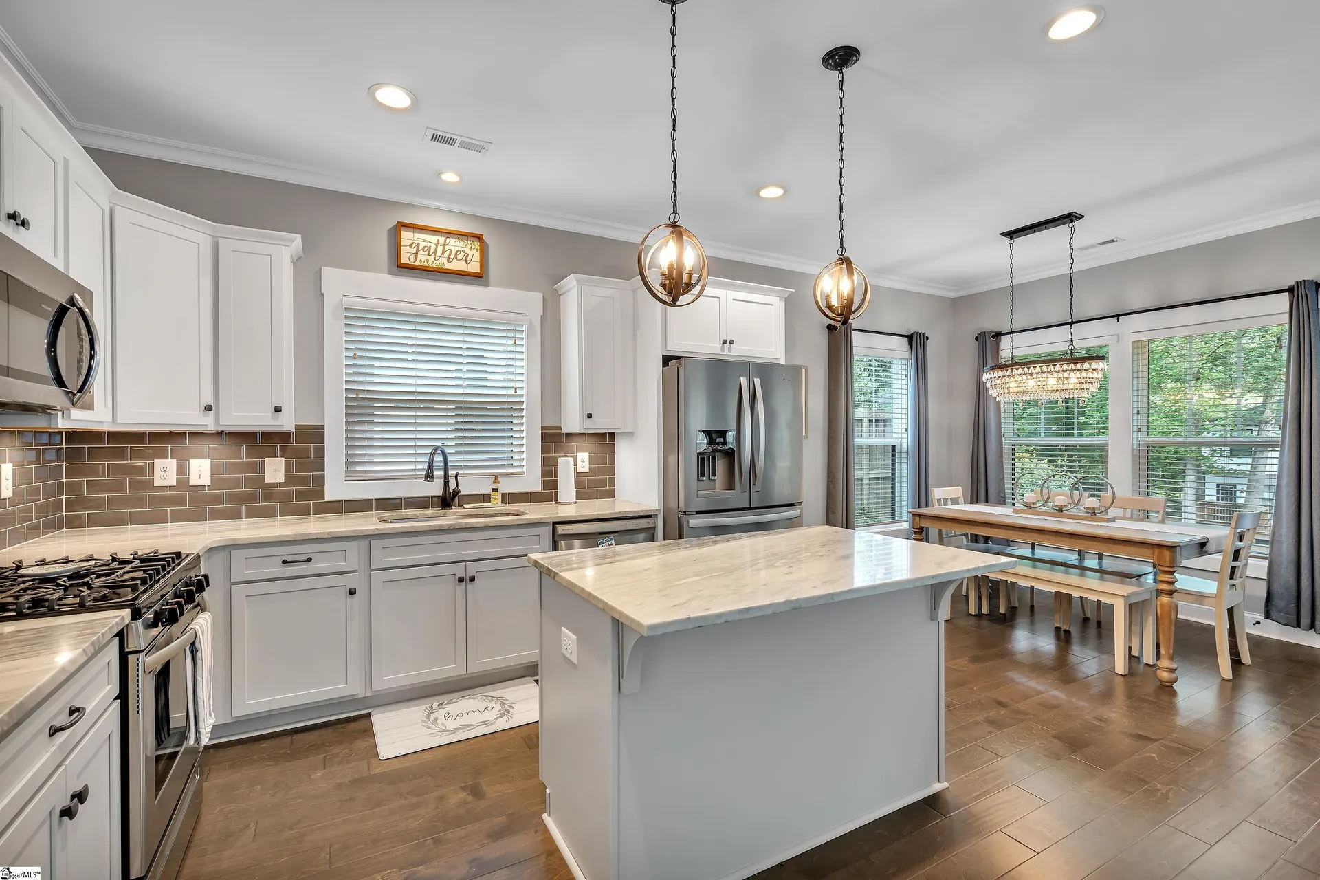 Property image 4 at 27 Greenridge Drive, Greenville, SC 29607