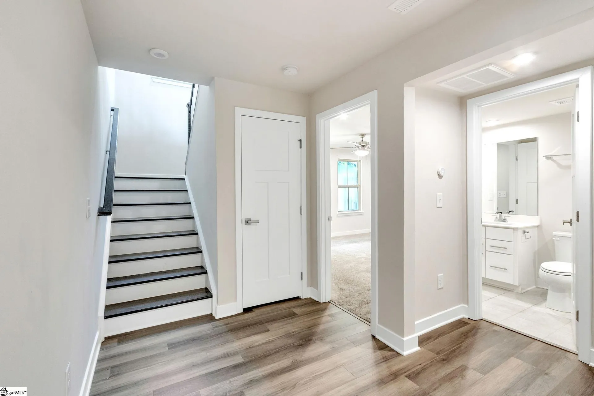Property image 5 at 20 Questover Drive, Greenville, SC 29607