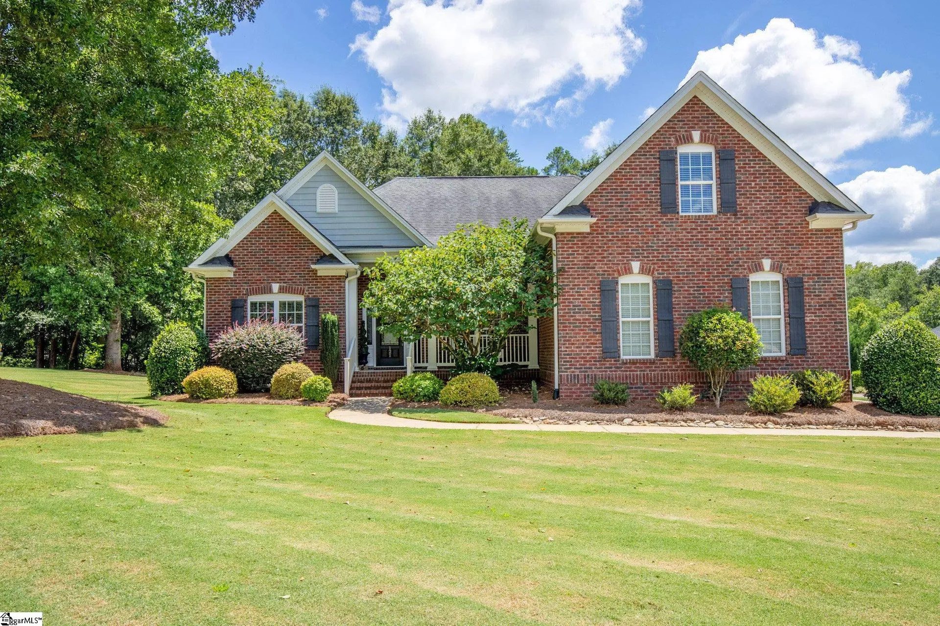 121 Lantern Ridge Drive