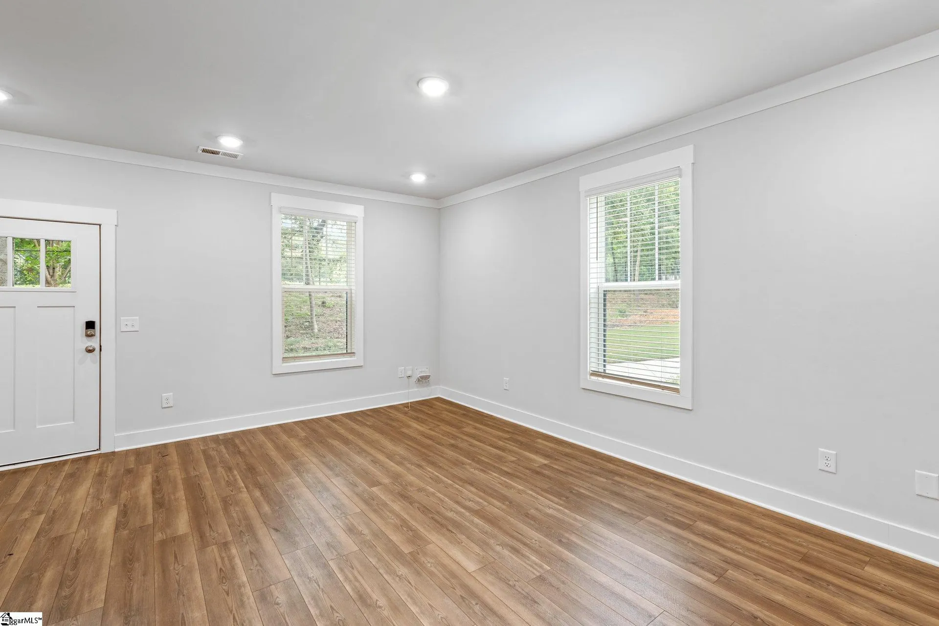 Property image 3 at 71 Millside Circle, Greenville, SC 29605
