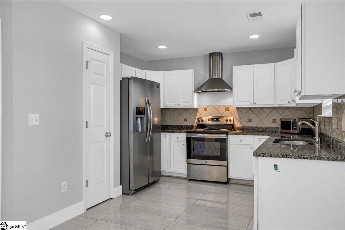 Property image 4 at 128 Kingscreek Drive, Greer, SC 29650