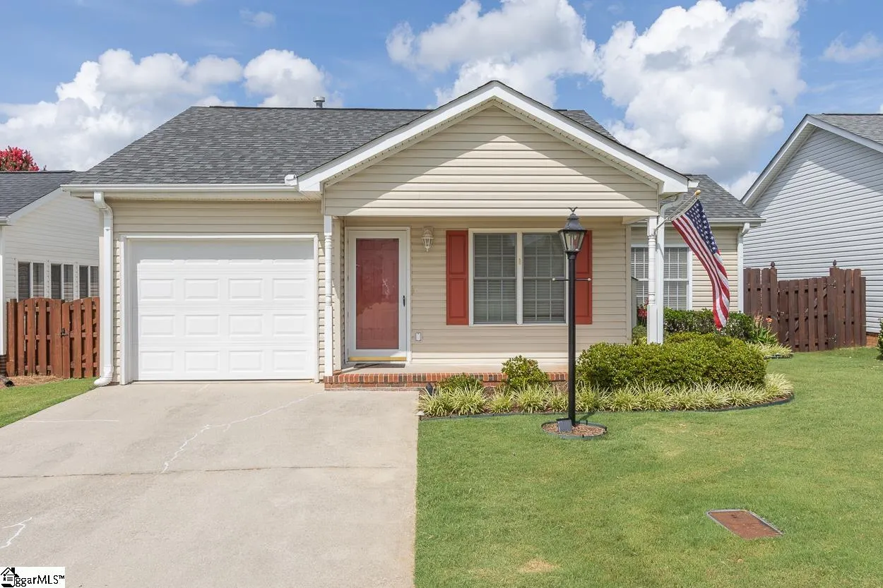 112 Lennox Lane