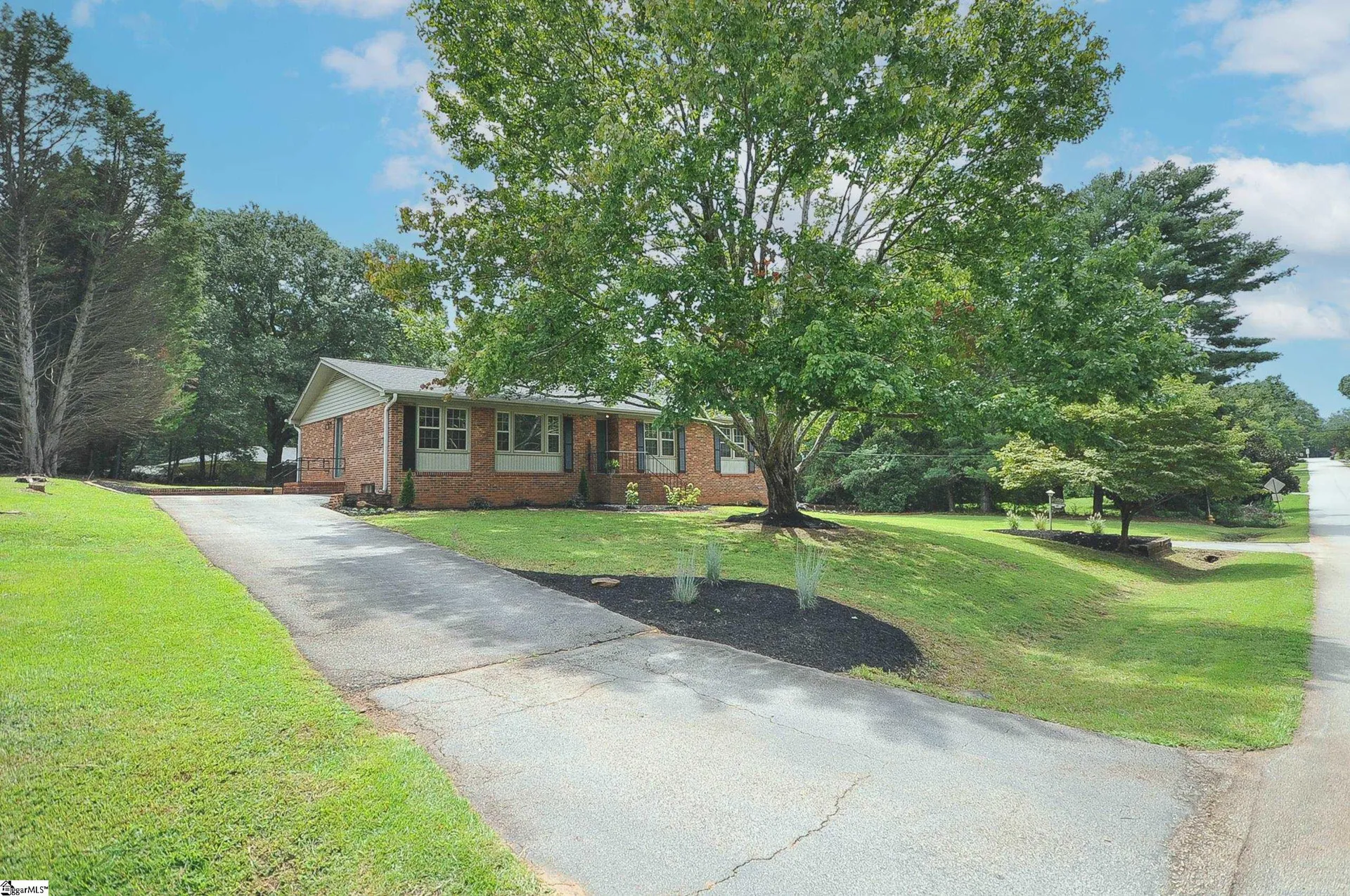Property image 3 at 18 Terrain Drive, Greenville, SC 29605