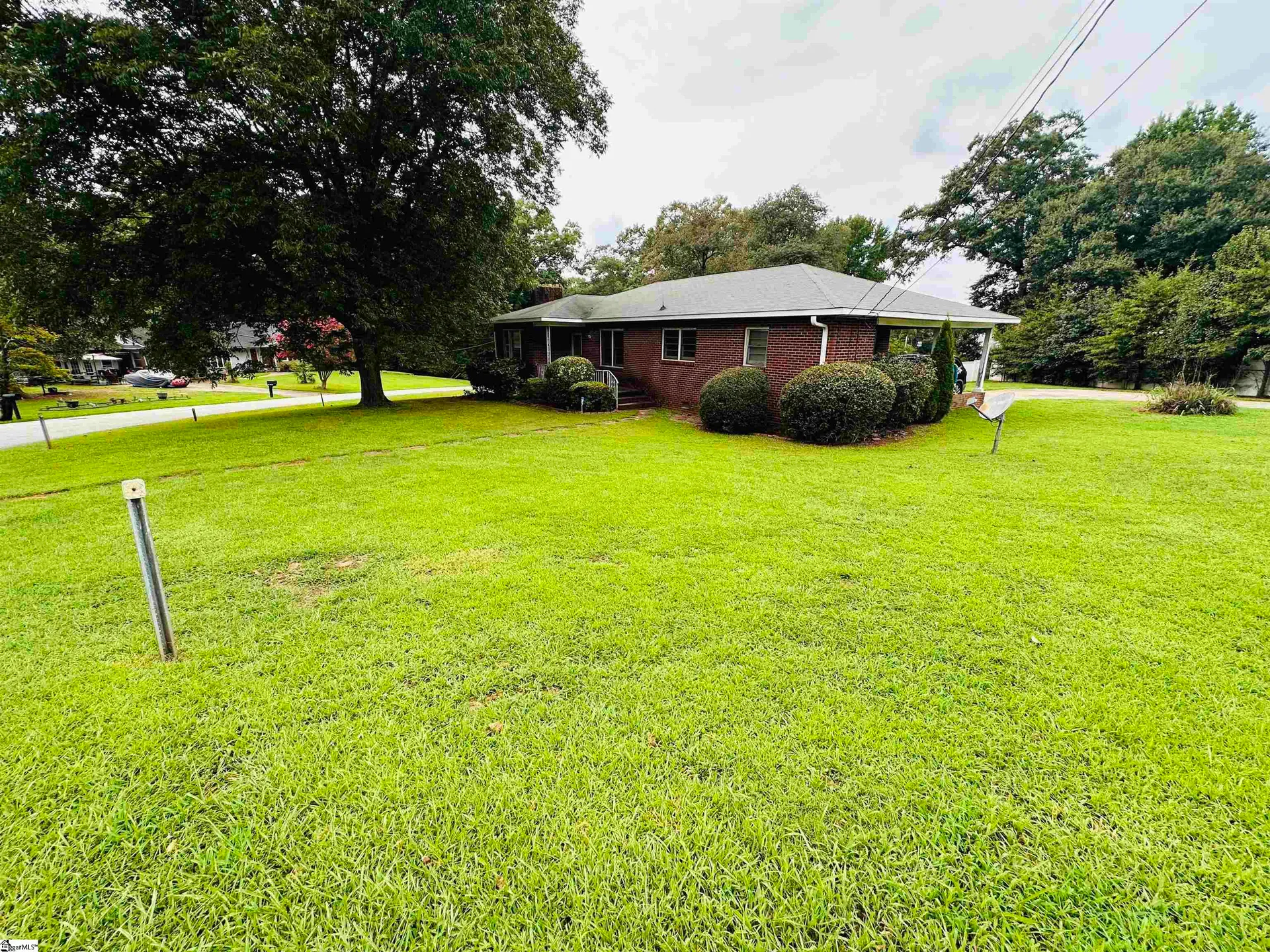 Property image 3 at 111 Tanglewood Drive, Greenville, SC 29611