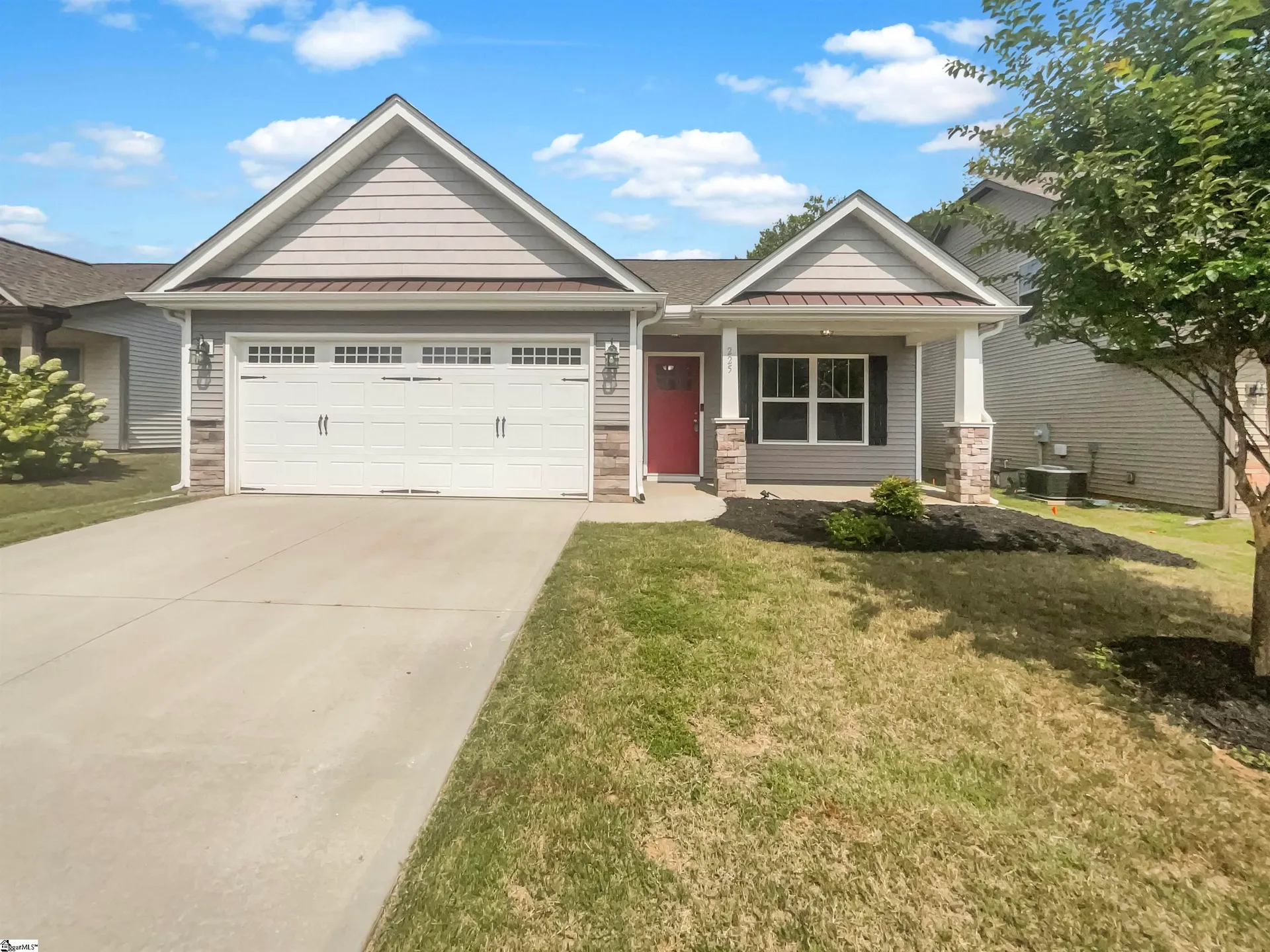 225 Everard Lane