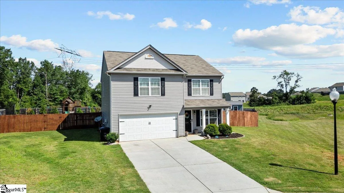 Property image 2 at 125 Rogers Knoll Lane, Pelzer, SC 29669
