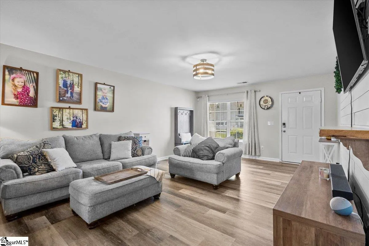 Property image 4 at 125 Rogers Knoll Lane, Pelzer, SC 29669