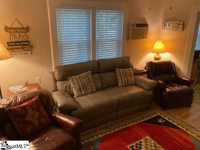 Property image 3 at 637 North Lake Drive, Salem, SC 29676