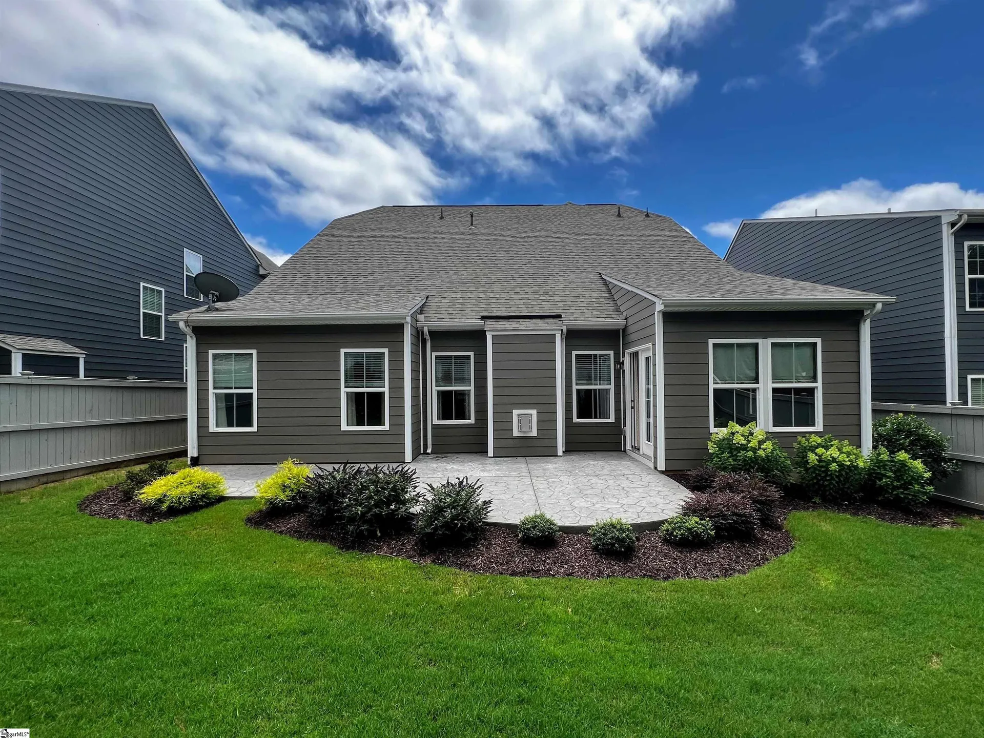 Property image 2 at 140 Belshire Drive, Greer, SC 29650