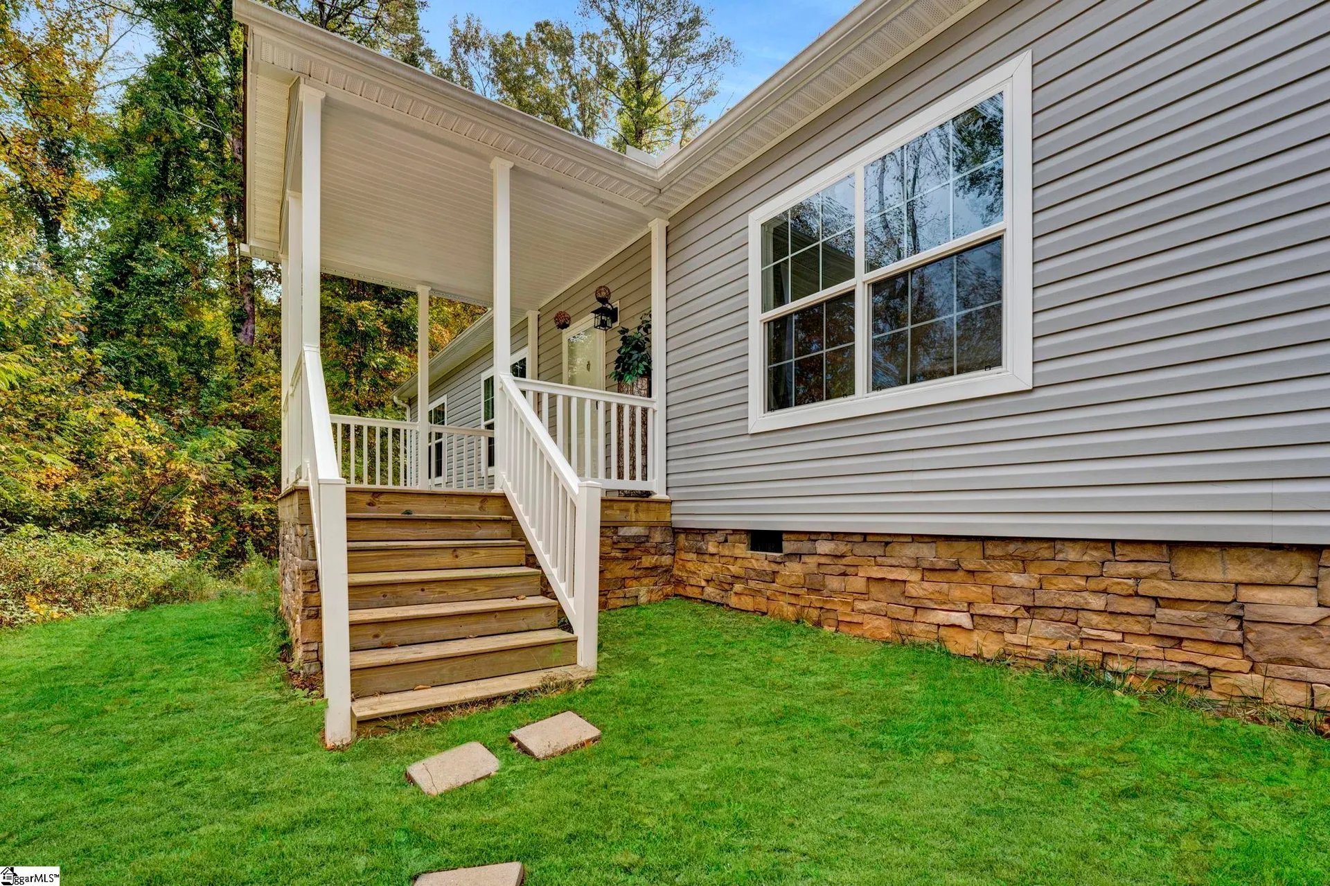 Property image 3 at 417 Indian Trail, Taylors, SC 28687-4939