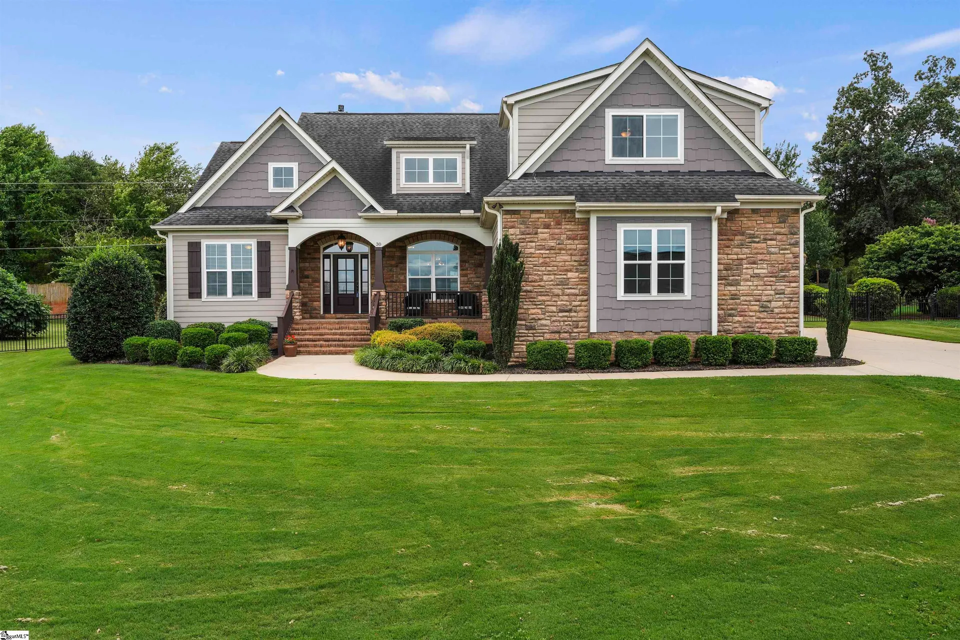 30 Thornbriar Court