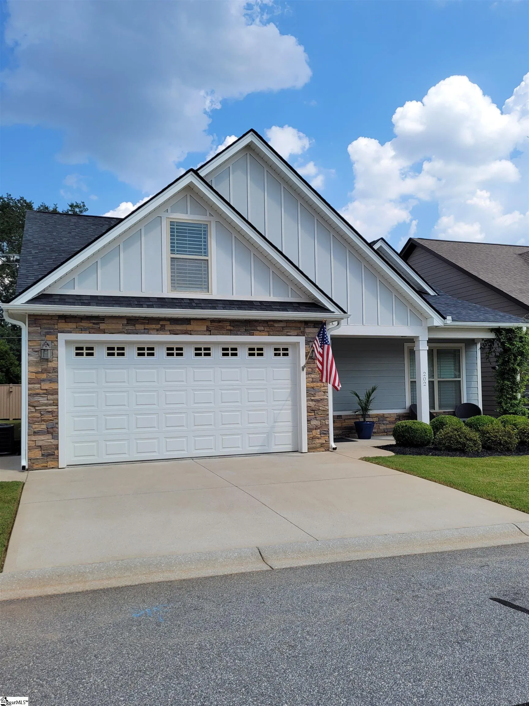 Property image 2 at 202 Rock Slide Lane, Taylors, SC 29687