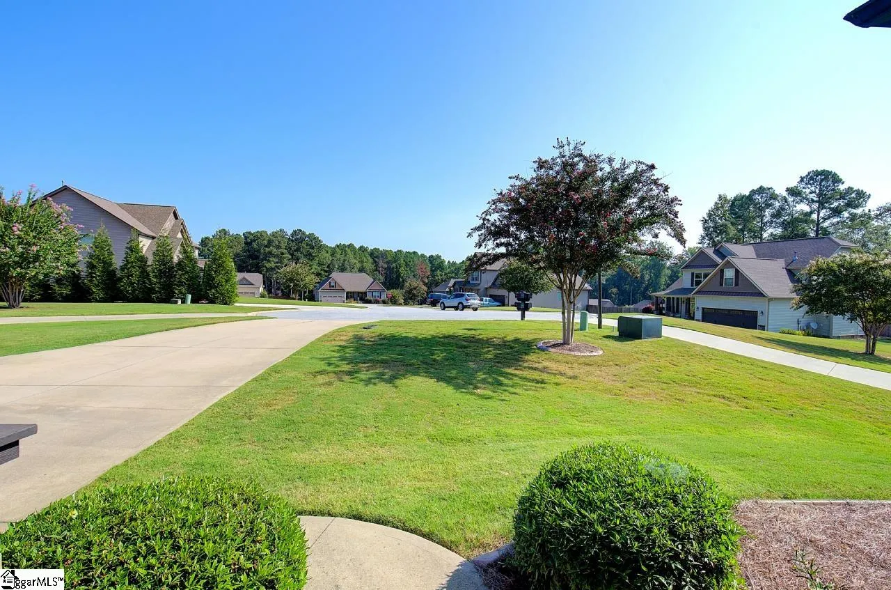 Property image 5 at 204 Pineknoll Circle, Easley, SC 29642