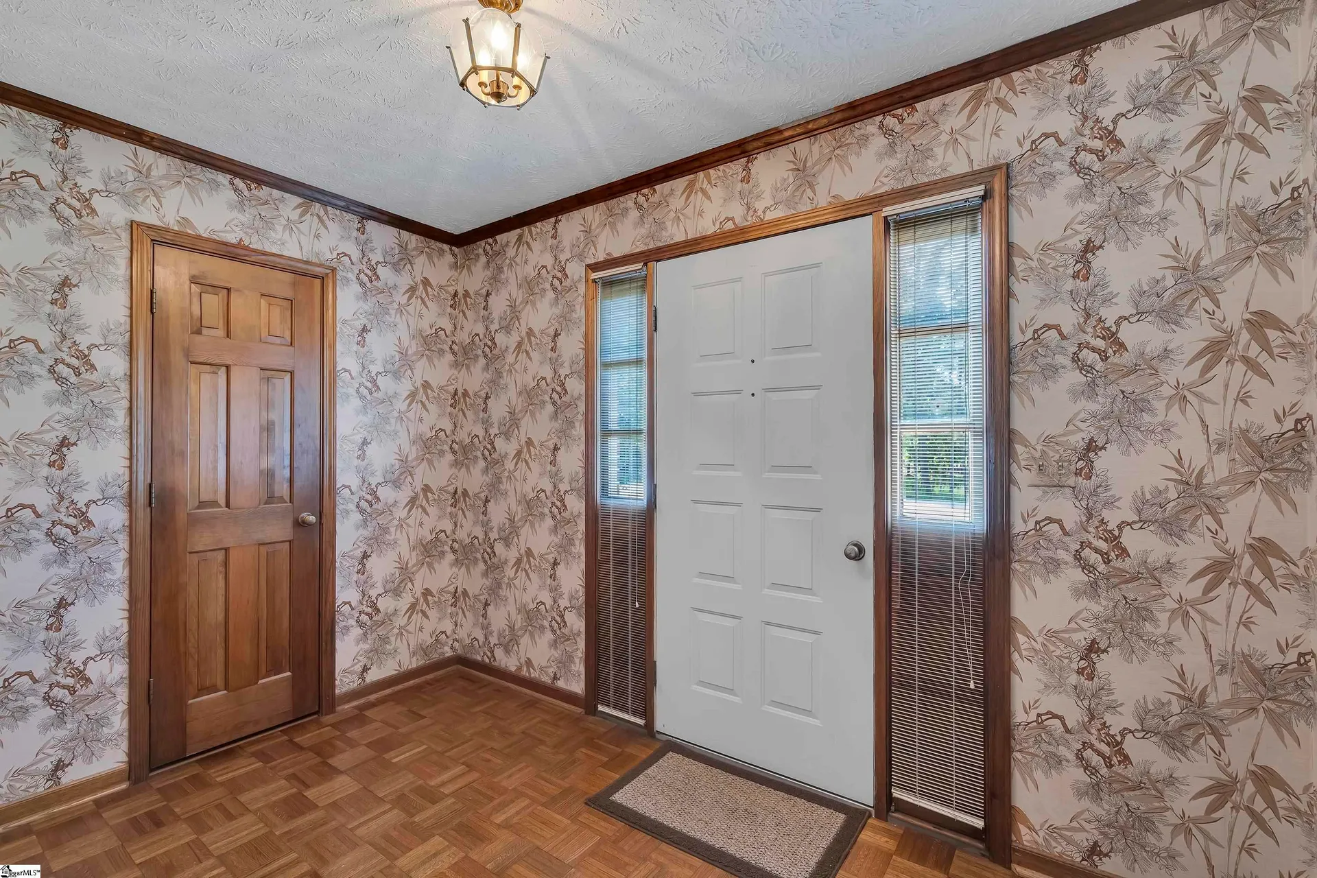 Property image 2 at 906 Saluda Lake Road, Greenville, SC 29611