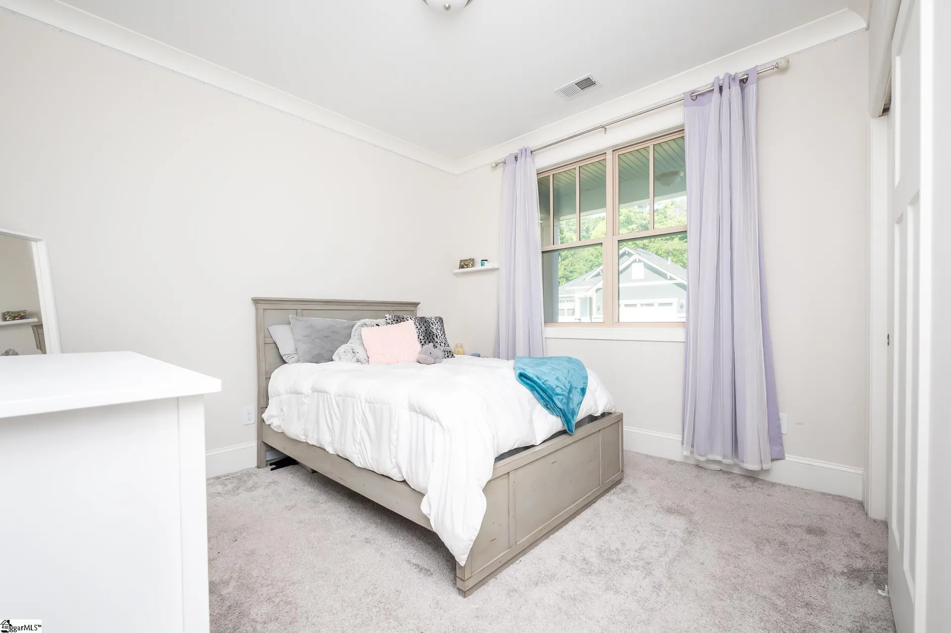 Property image 4 at 225 Holly Branch Place, Simpsonville, SC 29681-5682