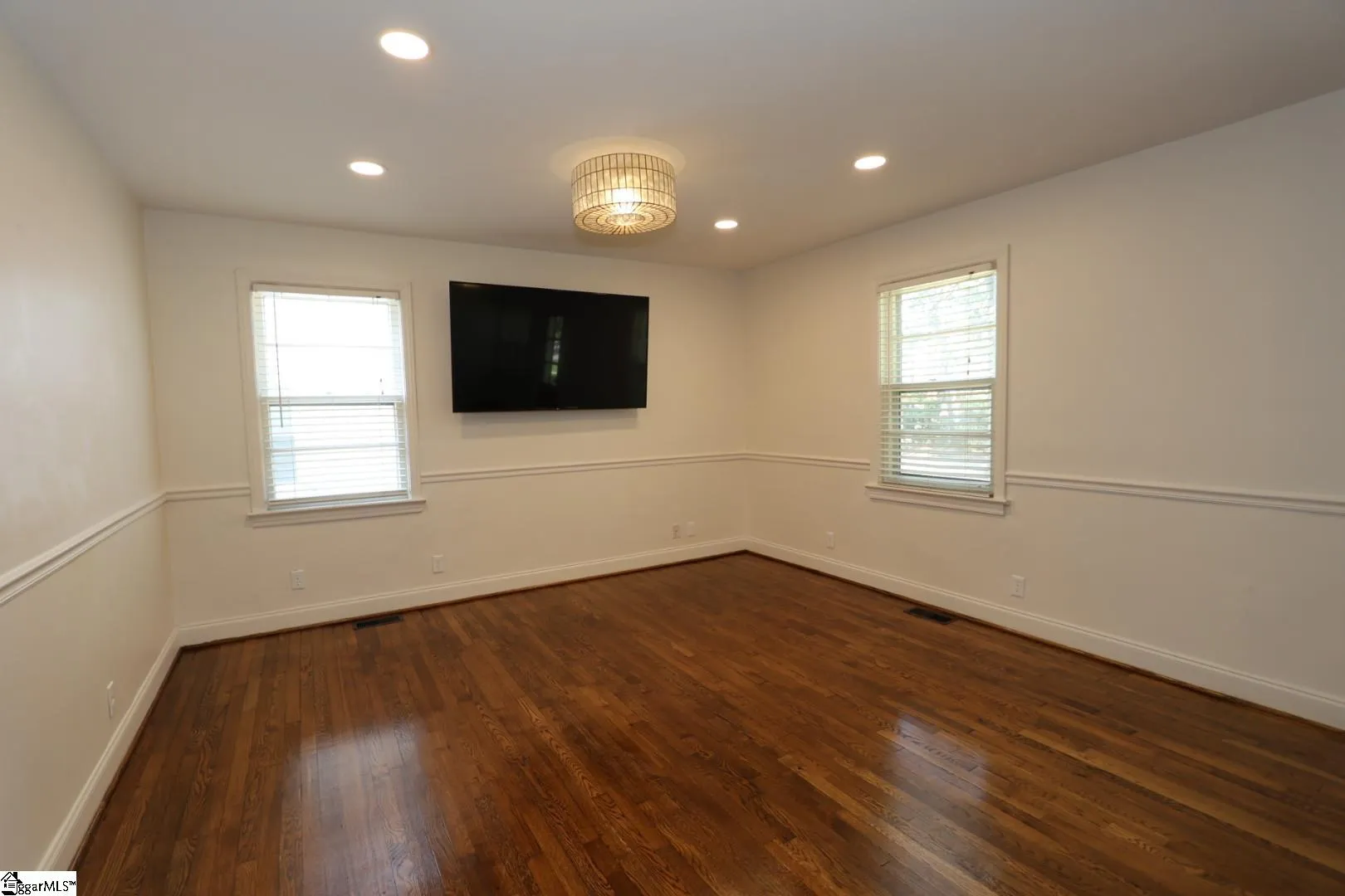 Property image 2 at 217 Landwood Avenue, Greenville, SC 29607
