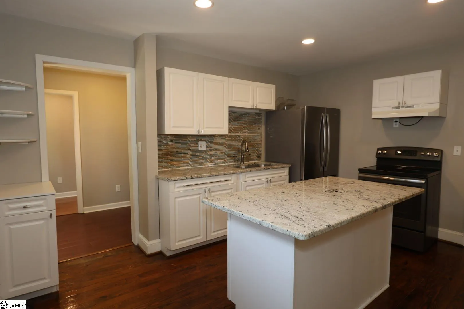 Property image 4 at 217 Landwood Avenue, Greenville, SC 29607