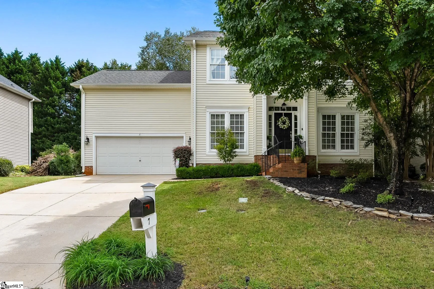 7 S Cedarbluff Court
