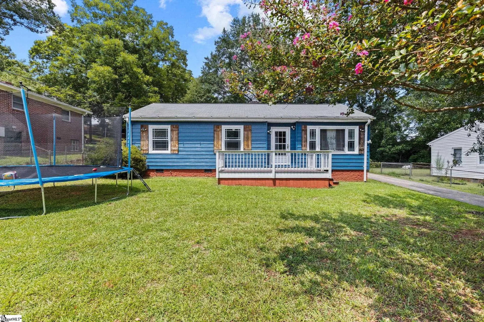 Property image 2 at 10 Maxie Avenue, Greenville, SC 29611