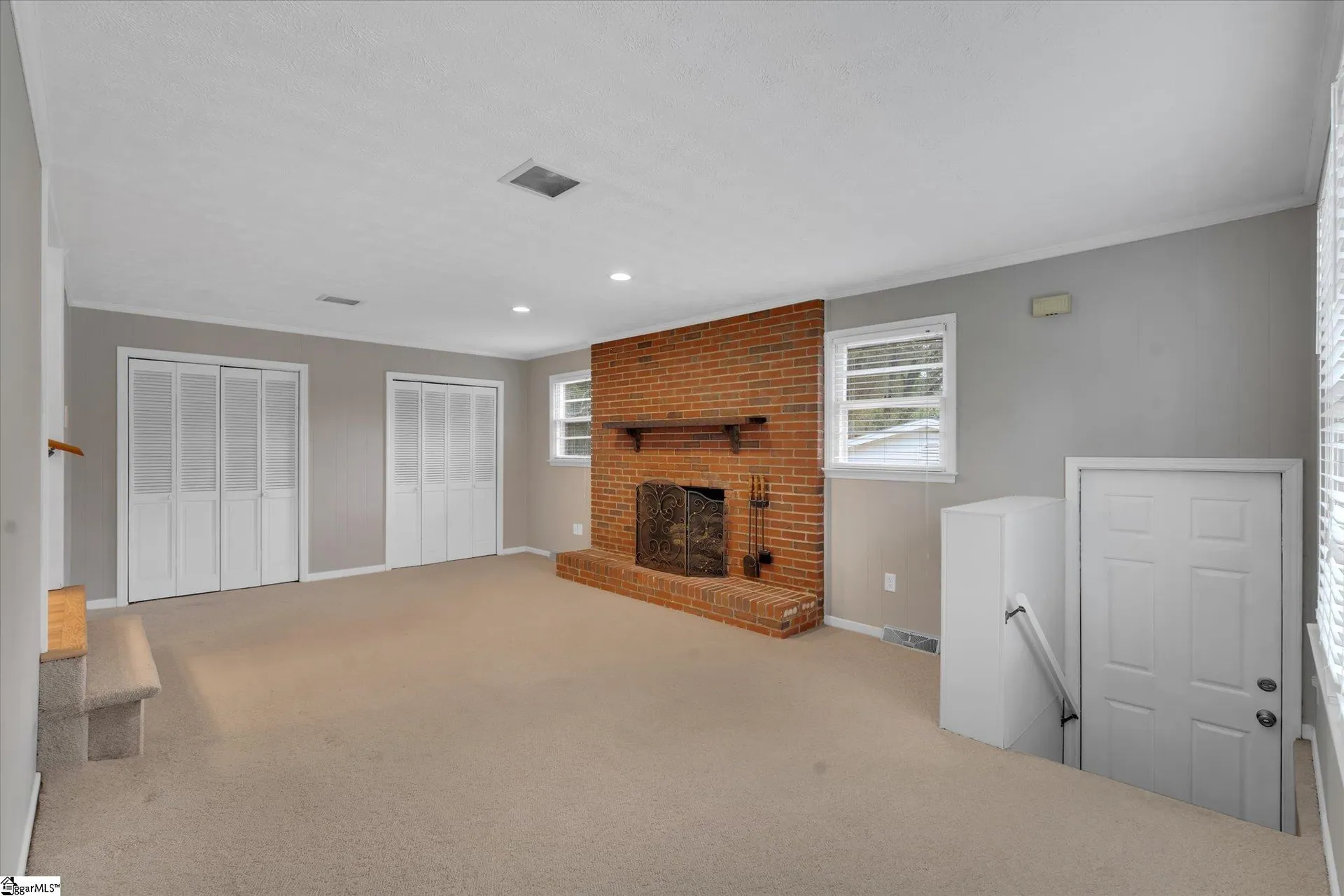 Property image 4 at 100 Thornwood Drive, Taylors, SC 29687