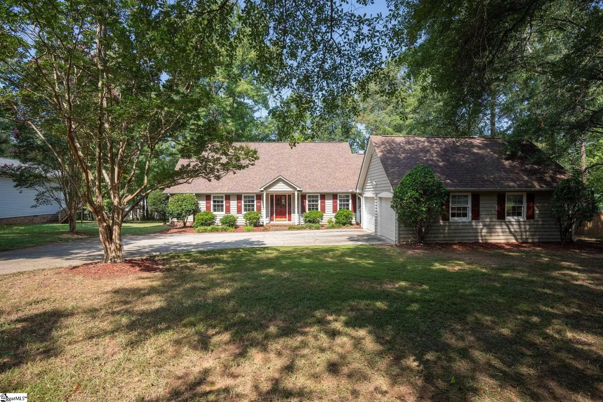 Property image 3 at 5 Moultrie Drive, Taylors, SC 29687