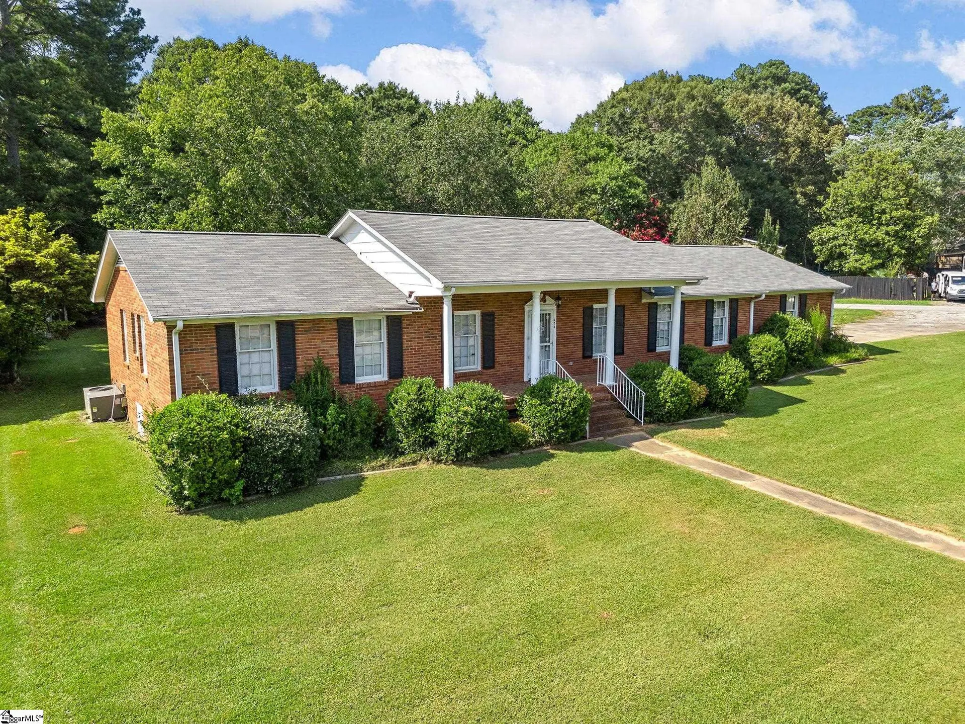 Property image 2 at 624 Stafford Avenue, Spartanburg, SC 29302-4526