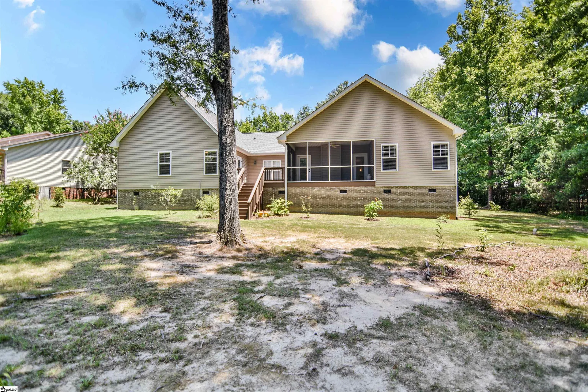 Property image 2 at 114 Overlook Terrace, Laurens, SC 29360