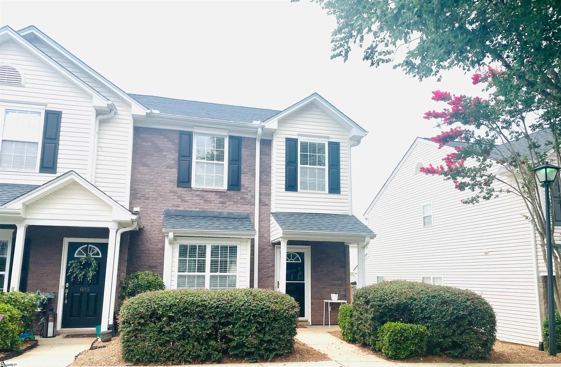 607 Graythorn Lane