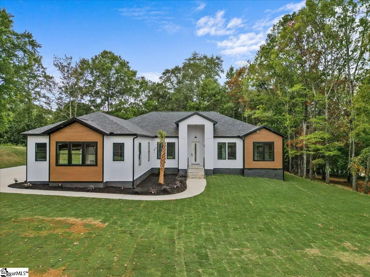 210 Horseshoe Bend Road