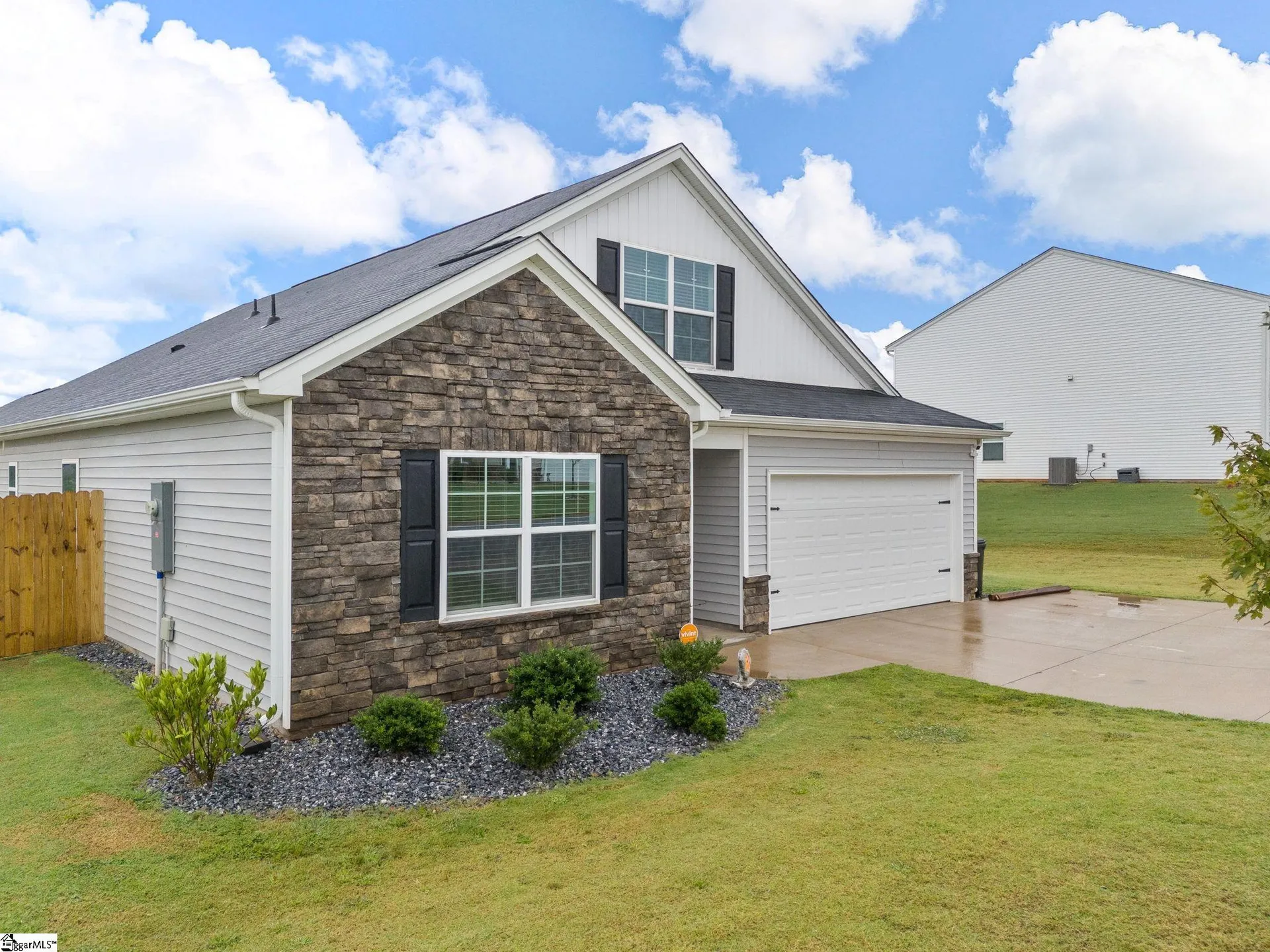 Property image 2 at 7070 Luna Mae Court, Boiling Springs, SC 29316