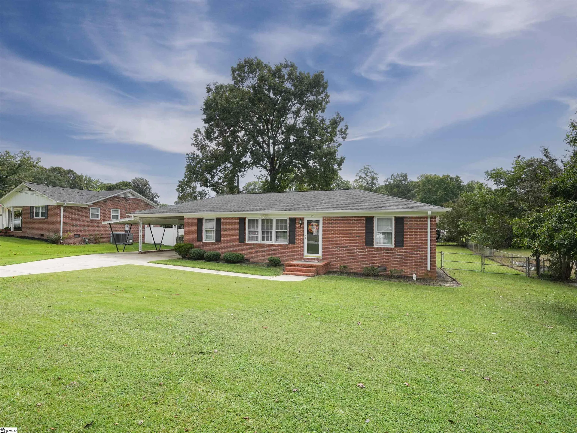 5 Hampshire Drive
