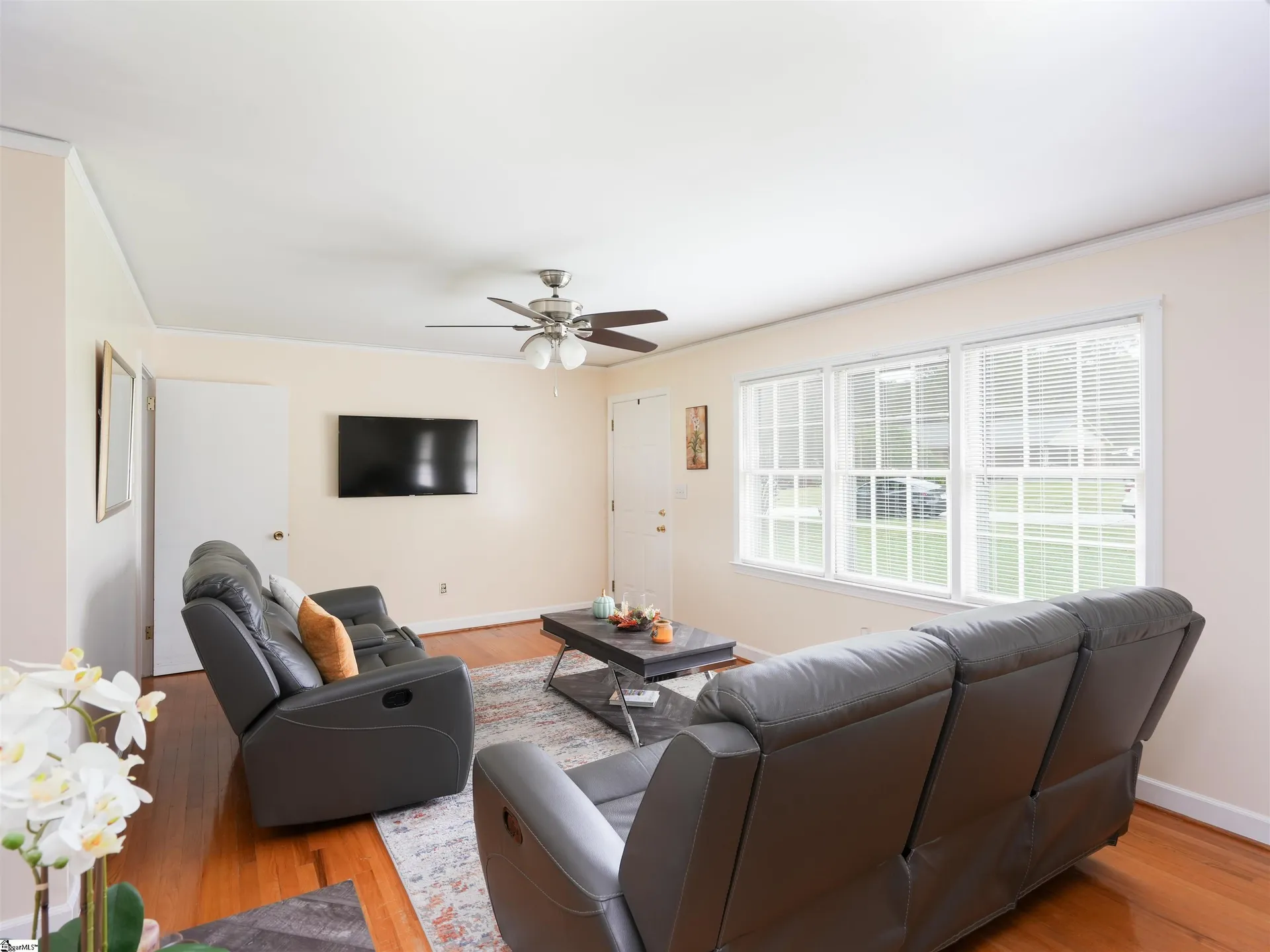 Property image 3 at 5 Hampshire Drive, Taylors, SC 29687