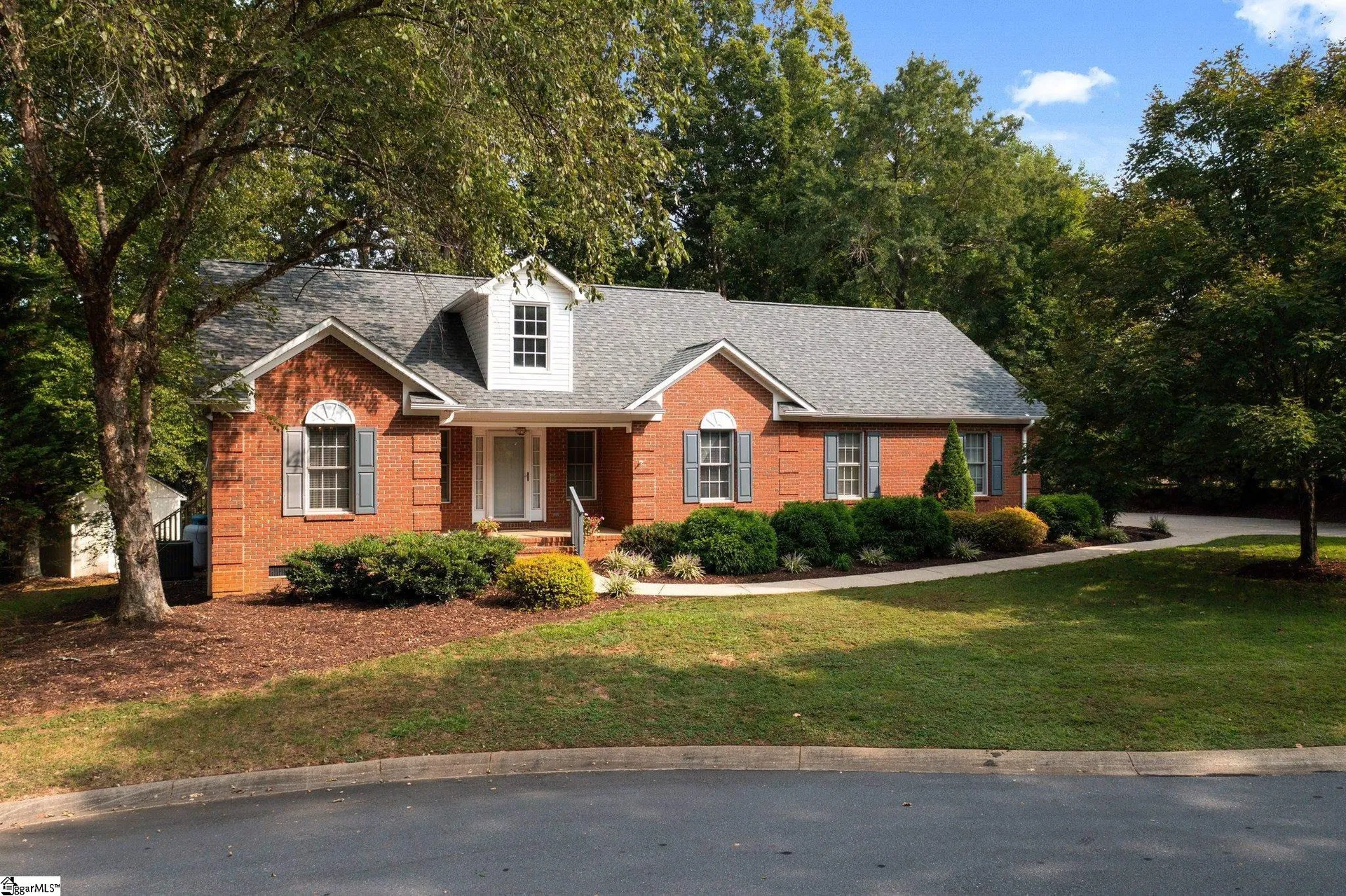 Property image 2 at 422 N Pond View Drive, Duncan, SC 29334