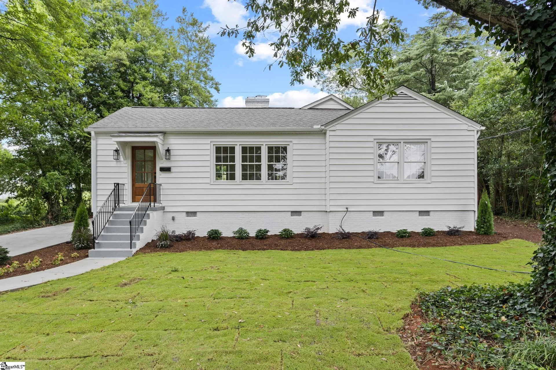 Property image 2 at 20 Auburn Street, Greenville, SC 29609