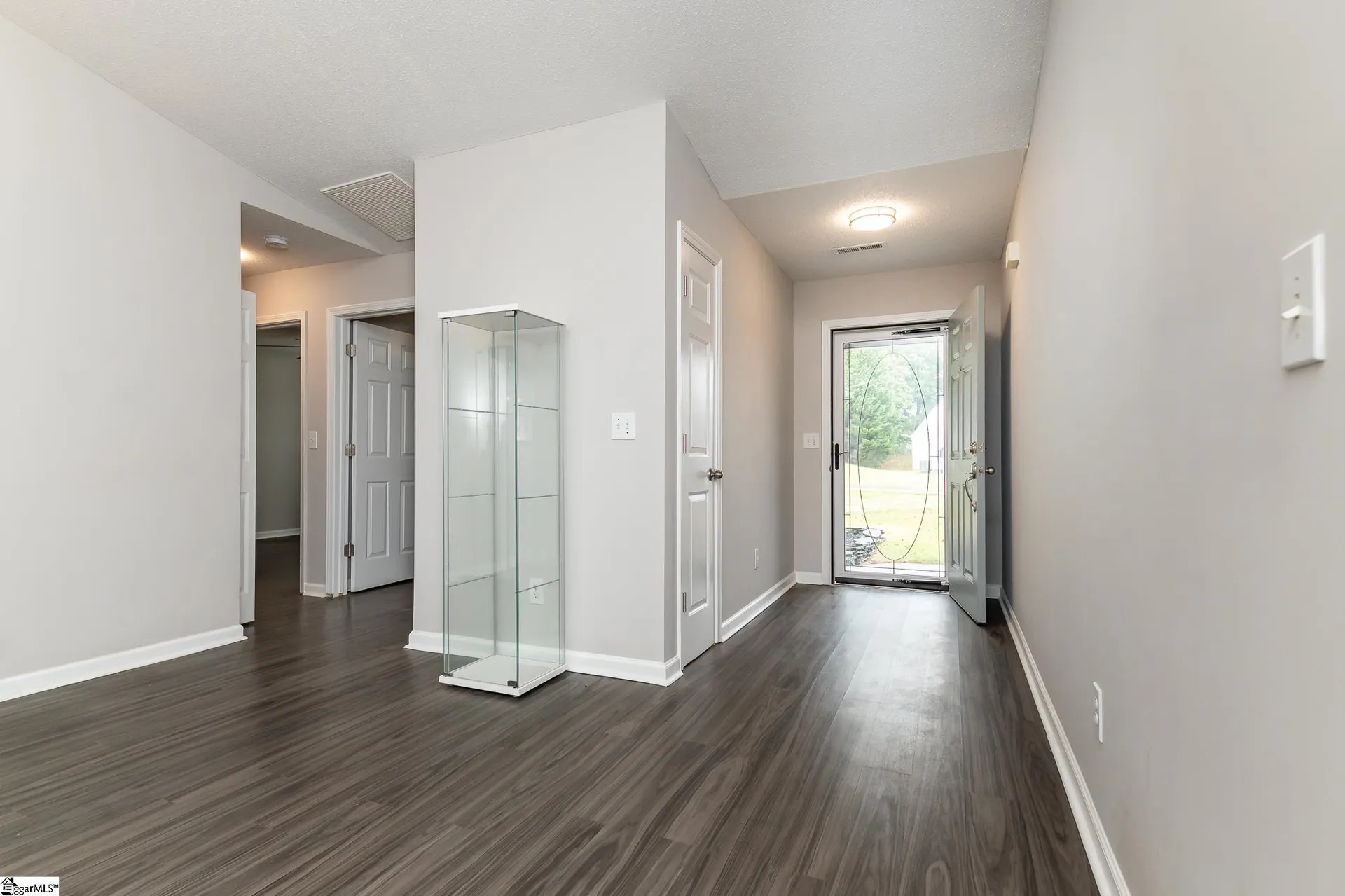 Property image 3 at 28 Reedy River Way, Greenville, SC 29605
