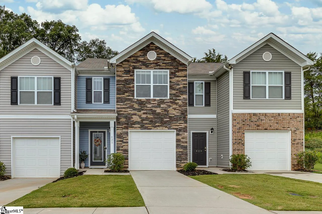 421 Sea Grit Court