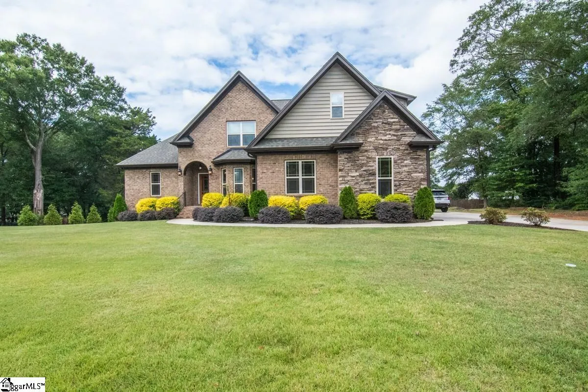 207 Poplar Ridge Road