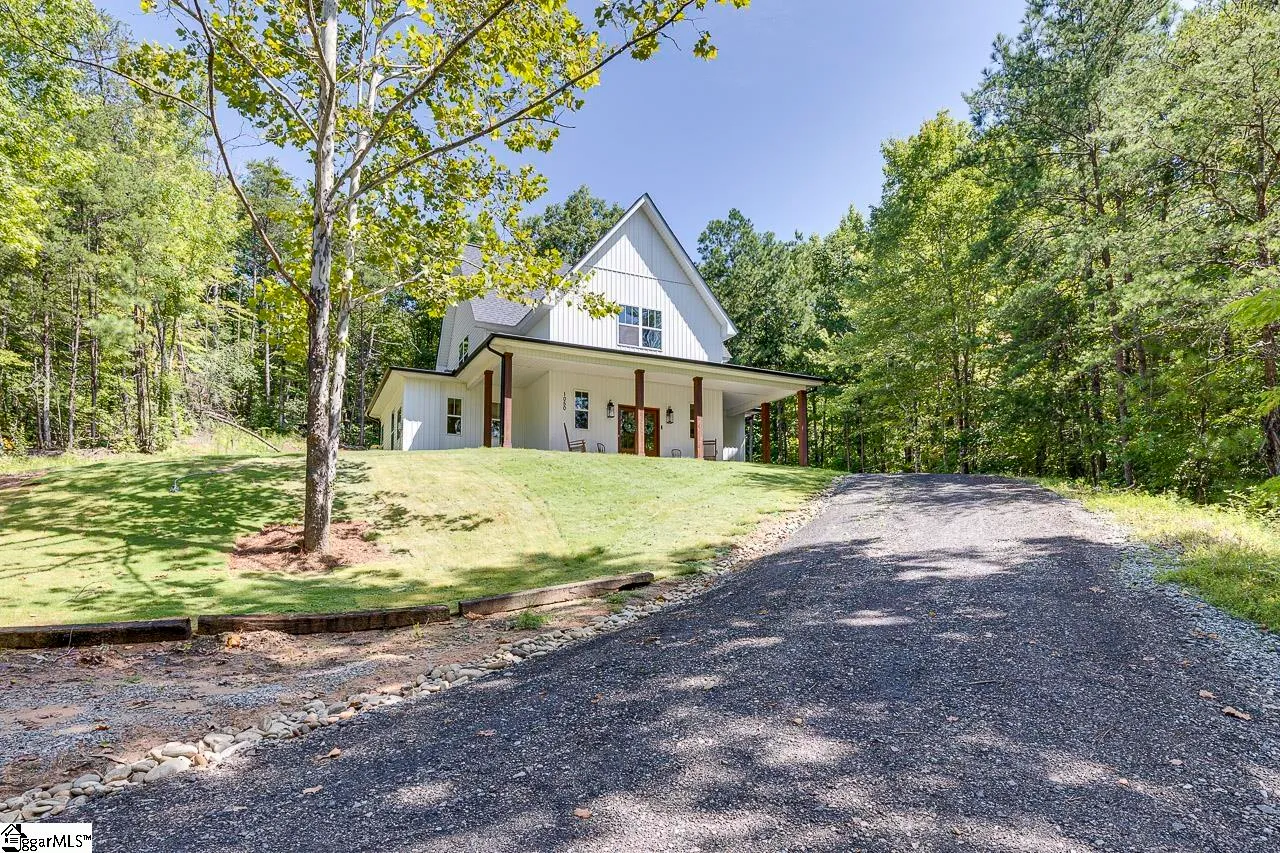 Property image 3 at 1050 Hidden Glory Drive, Landrum, SC 29356