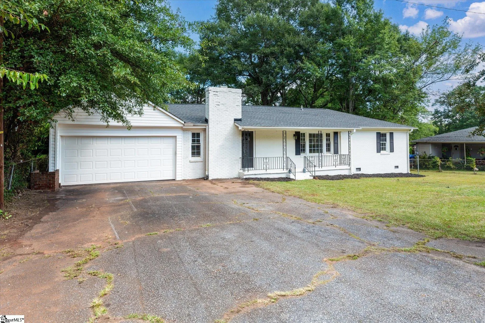 Property image 2 at 111 Sulphur Springs Drive, Greenville, SC 29617
