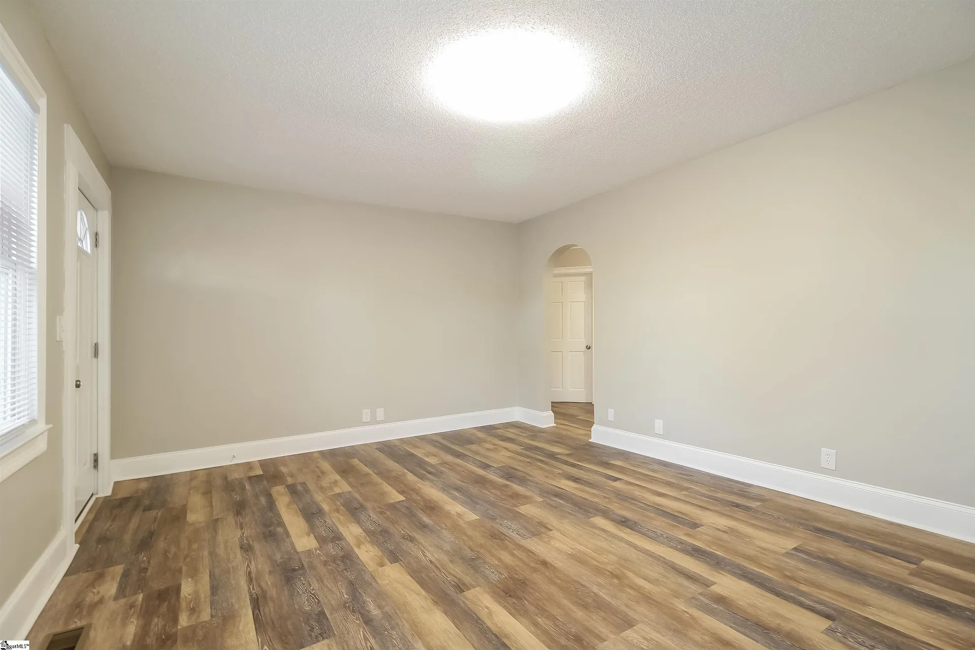 Property image 2 at 111 Ivydale Drive, Greenville, SC 29609-1925