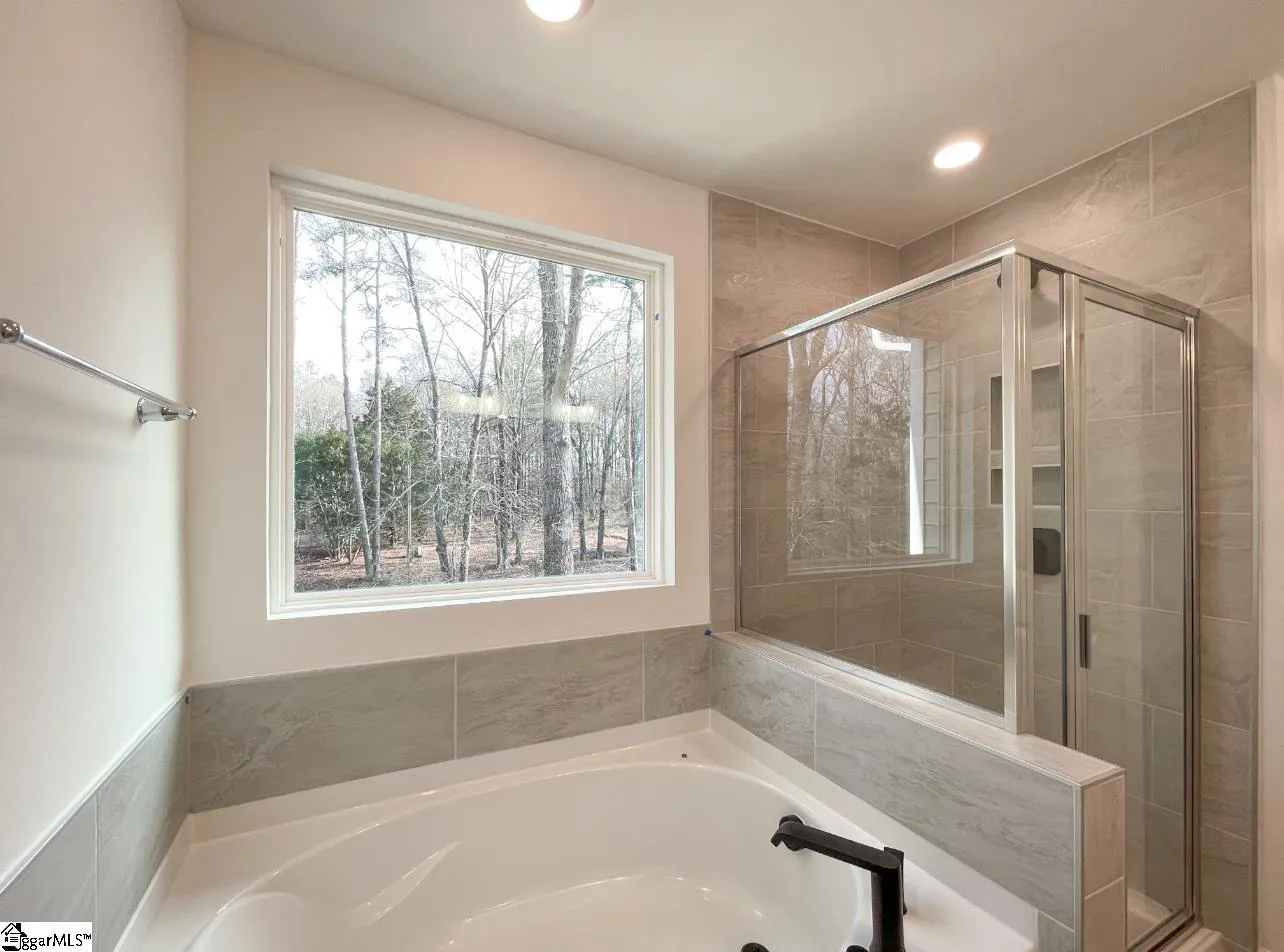Property image 2 at 214 Brochaill Court, Piedmont, SC 29673