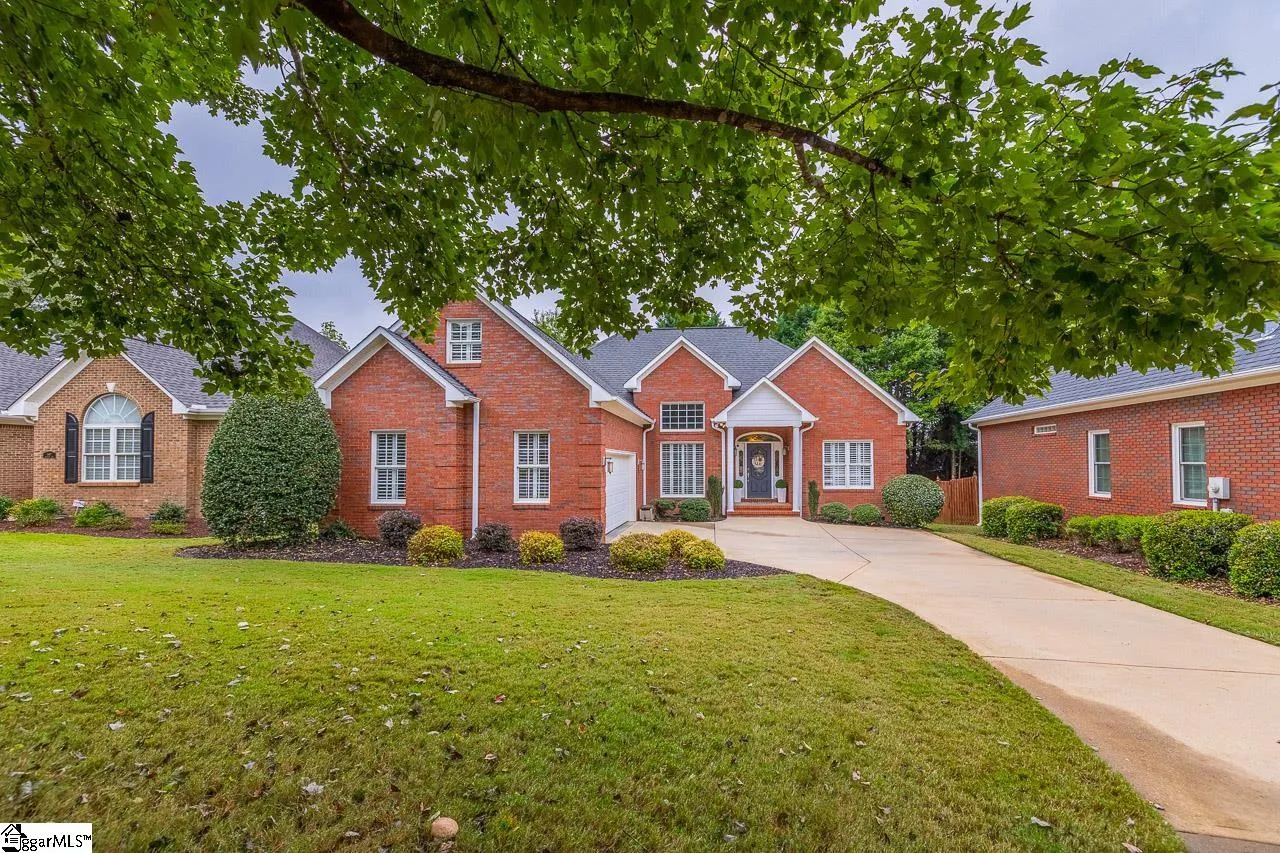 656 Amesbury Lane