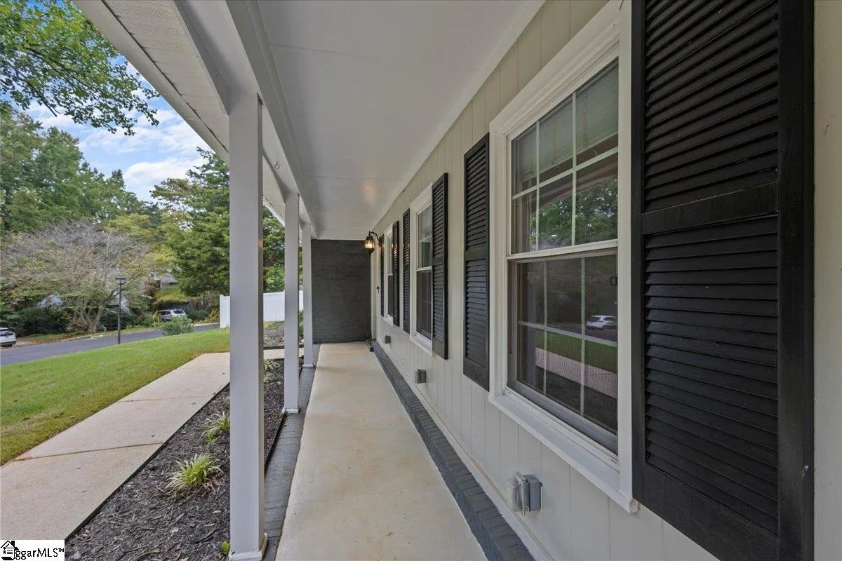 Property image 4 at 6 Doverdale Road, Greenville, SC 29615