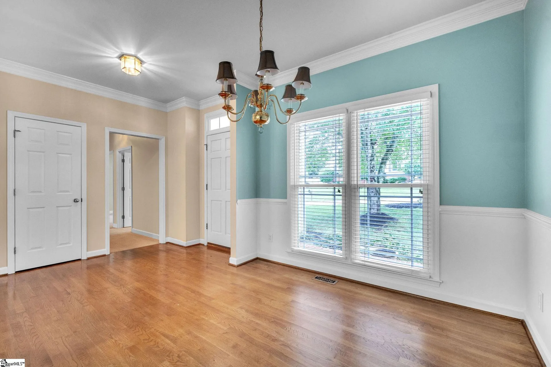 Property image 2 at 10 Mountainside Way, Greenville, SC 29609-1421